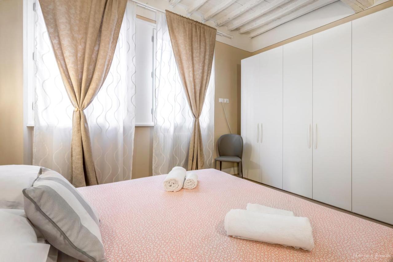 Wine Apartments Florence Barolo エクステリア 写真
